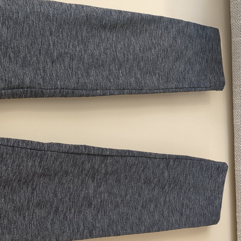 10 Short Kuhl Gray Pull On Style Stretchy Activewear Pants - Picture 5 of 15